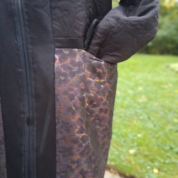 Unique Quilted Metalic design Rachel Roy Coat Size Large - Picture 3 of 10